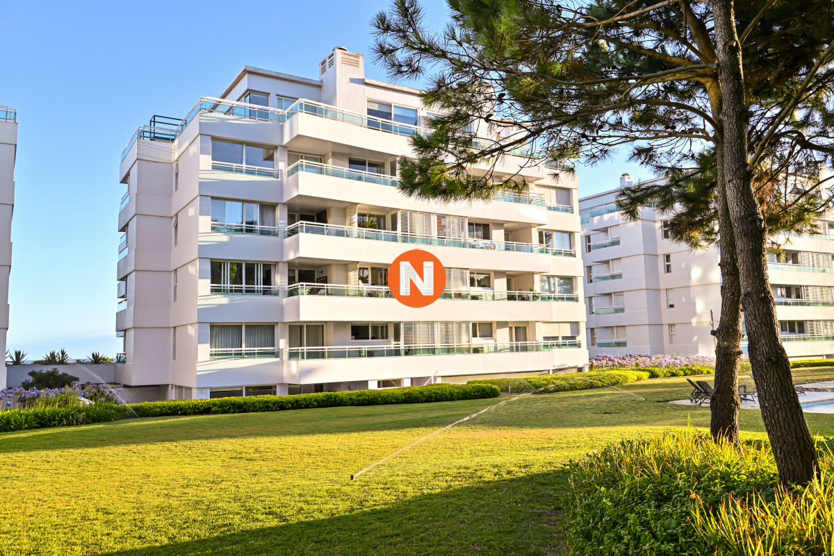 Apartamento Ref.155262 - Apartamento en Venta, Brava, Punta del Este, 3 Dormitorios.