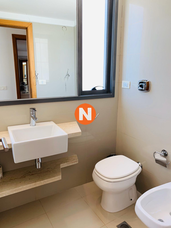 Apartamento Ref.202991 - VENTA DE APARTAMENTO DE 3 DORMITORIOS EN SUITE FRENTE AL MAR EN EDIFICIO BLUE BIRD