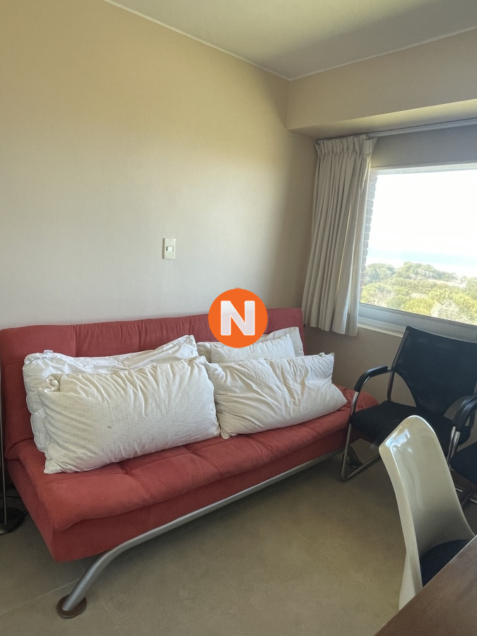 Apartamento Ref.222958 - PentHouse primera línea frente al mar - Playa Brava 3 dormitorios más dependencia 