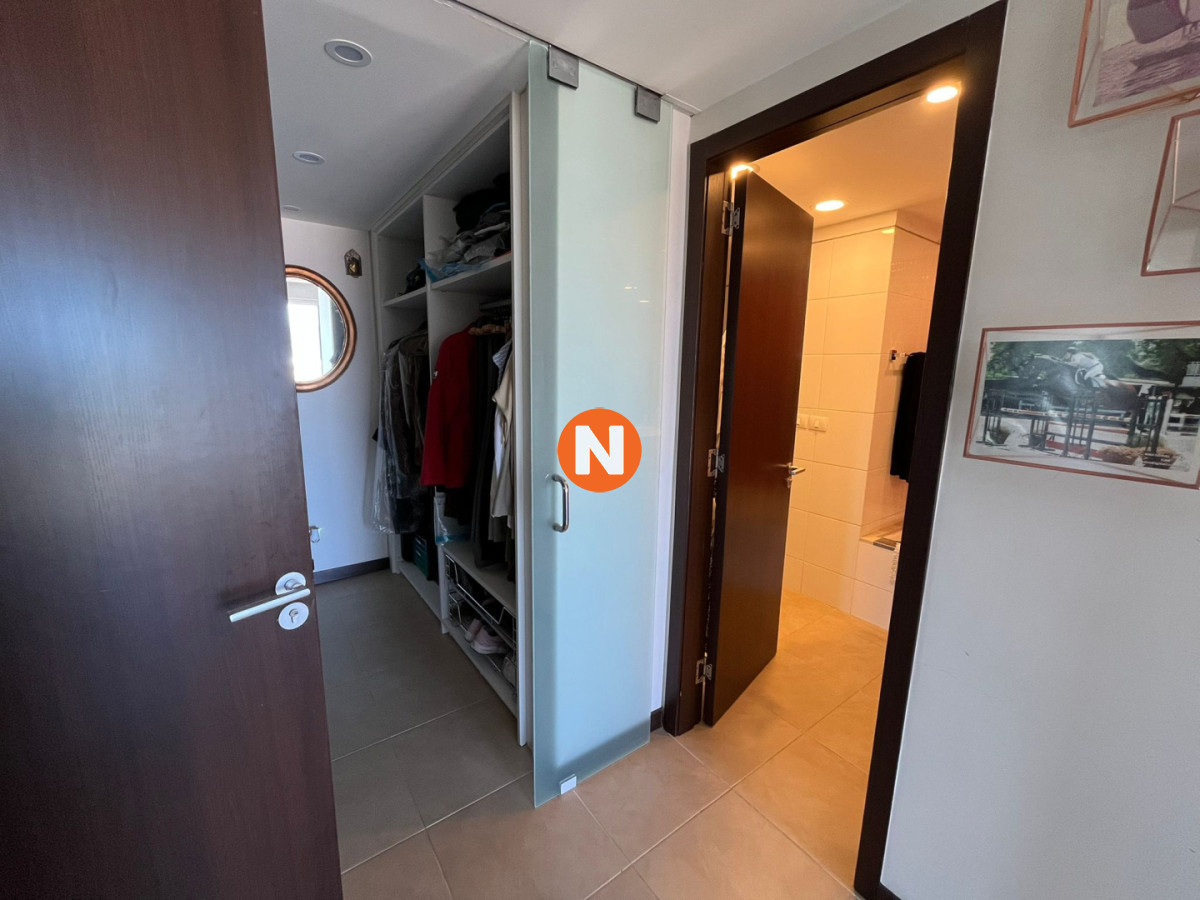 Apartamento Ref.225355 - Apartamento con vista al mar y gran ubicación 