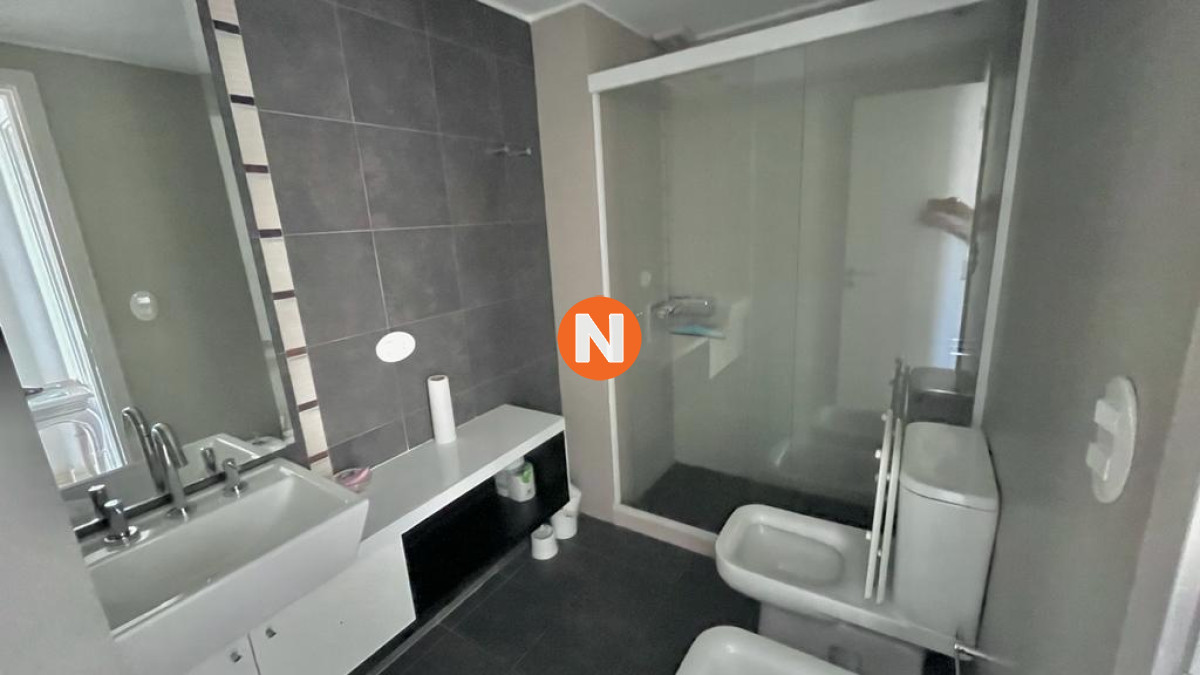 Apartamento Ref.221108 - Departamento en Venta con vista al mar Playa mansa.