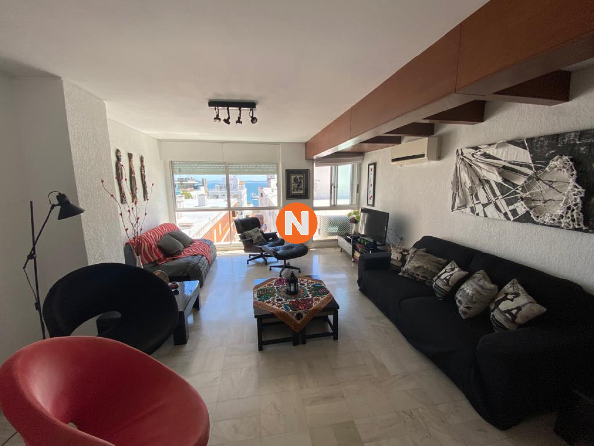 Apartamento Ref.216793 - Apartamento en venta en Punta del Este 3 dormitorios!