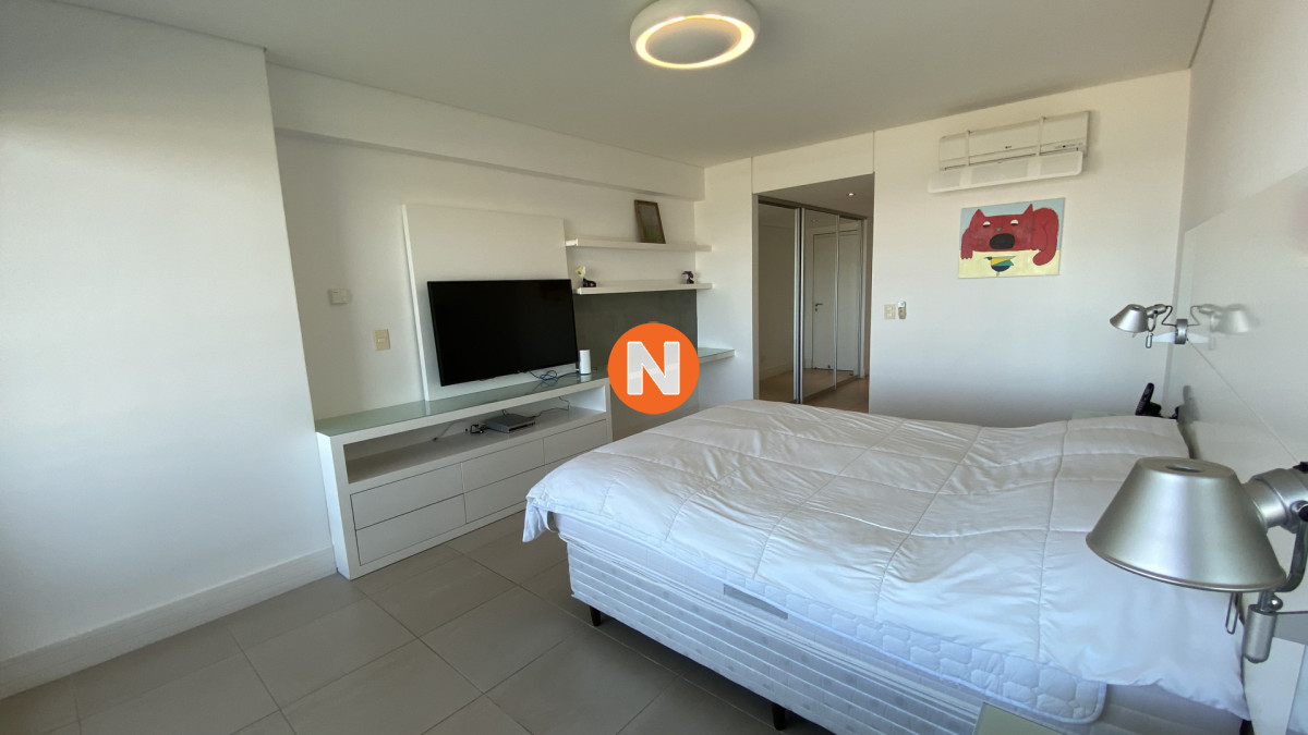 Apartamento Ref.218863 - Exclusivo Apartamento de 2 dormitorios frente a Playa Brava Punta del Este