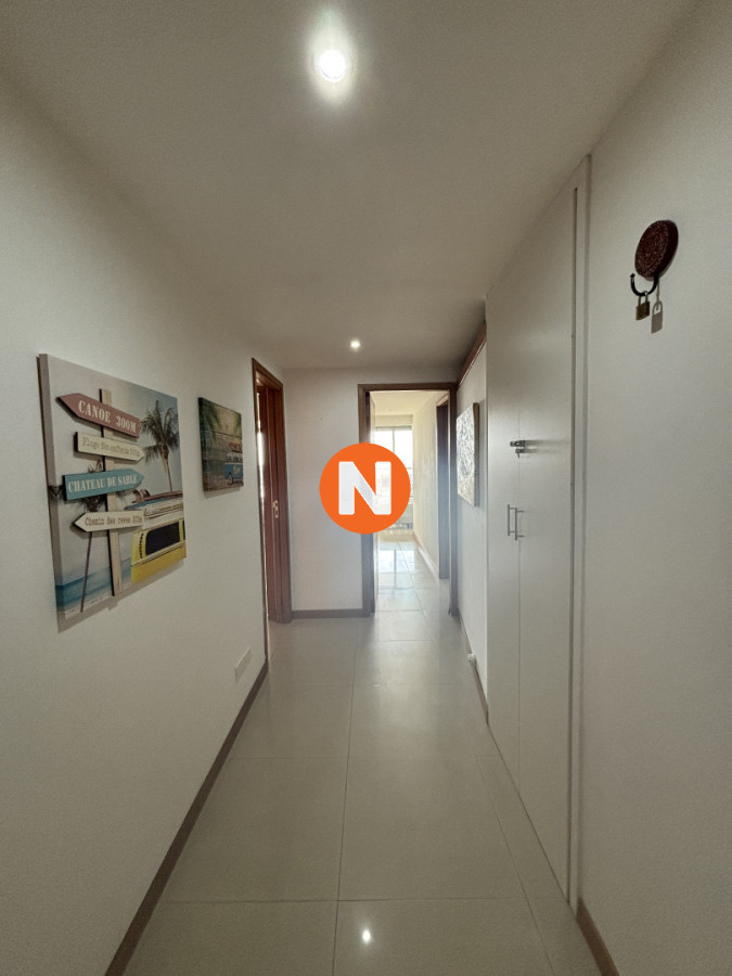 Apartamento Ref.200635 - Penthouse a la Venta, en Roosevelt, 3 dormitorios