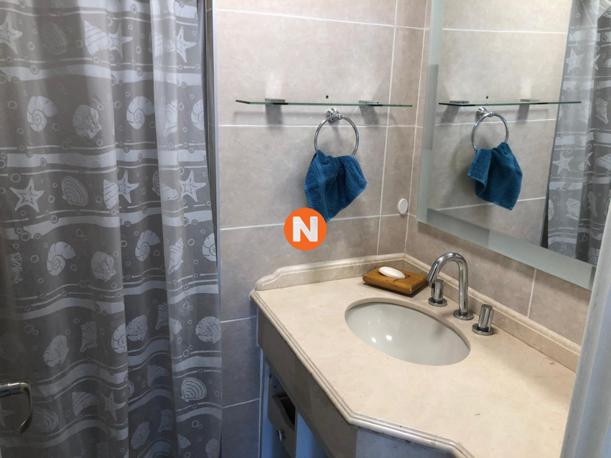 Apartamento Ref.214138 - Luminoso Apartamento 4 dormitorios Frente a Mansa