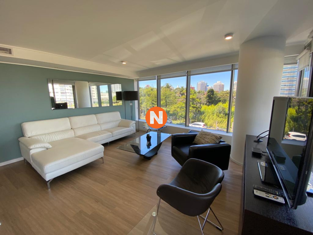 Apartamento Ref.218704 - Venta de apartamento 3 dormitorios - Aidy Grill, Punta del Este