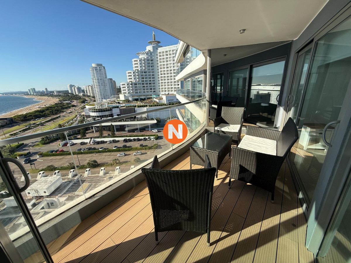 Apartamento Ref.201266 - Venta de apartamento 4 ambientes - Peninsula, Punta del Este