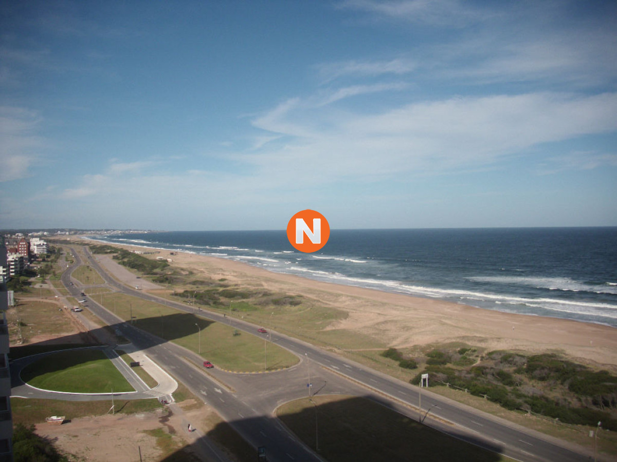 Apartamento Ref.224555 - Increíble apartamento de 3 dormitorios, A la Venta