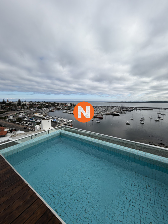 Apartamento Ref.202410 - Penthouse Dúplex de Lujo en la Península - 4 Suites, Piscina Privada y Vista Única al Puerto