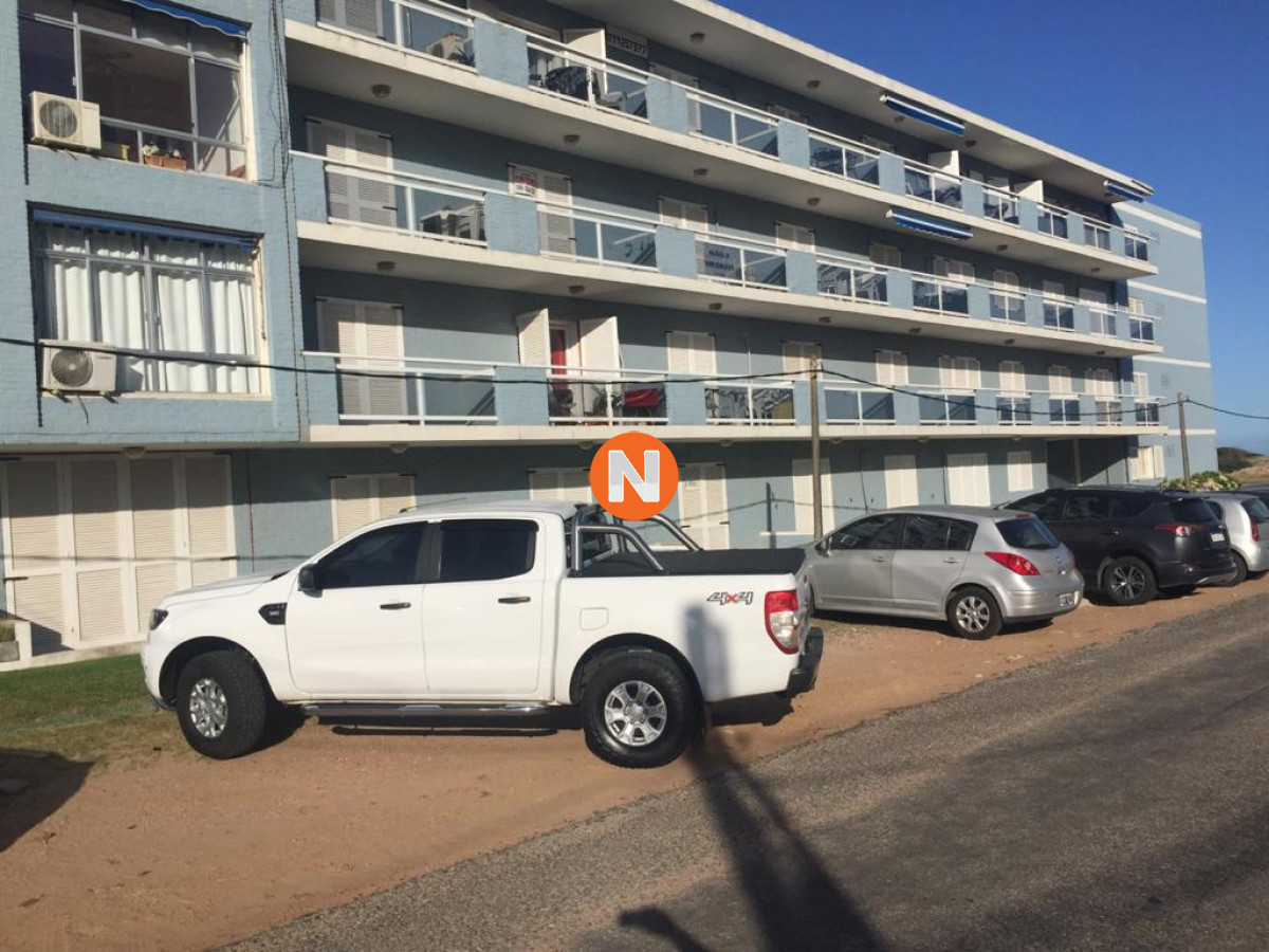 Apartamento Ref.216192 - Lindo monoambiente en Ed. Spiaccia Brava