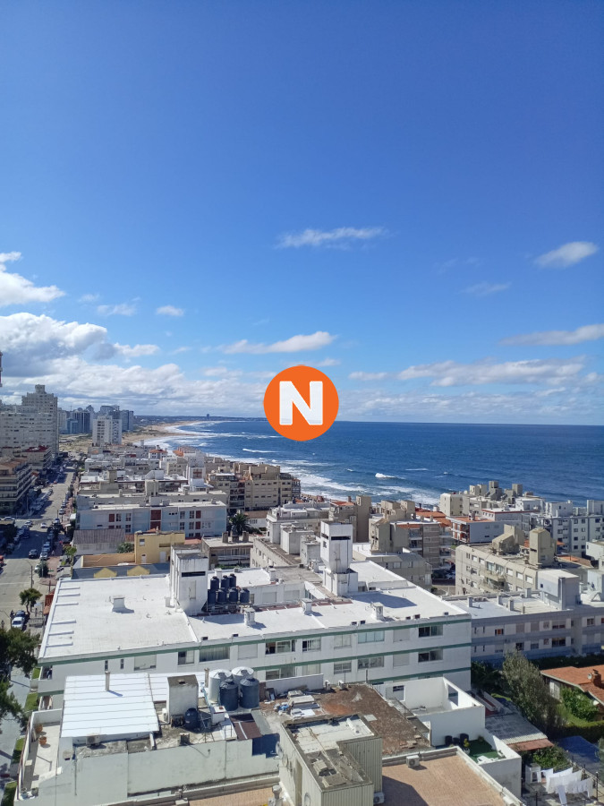 Apartamento Ref.5621 - Apartamento en Alquiler, Peninsula, Punta del Este, 3 Dormitorios.