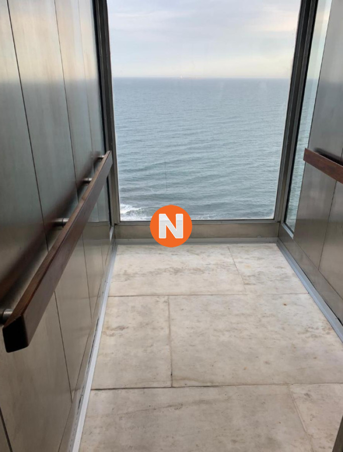 Apartamento Ref.2921 - Apartamento en Venta, Brava, Punta del Este, 4 Dormitorios.