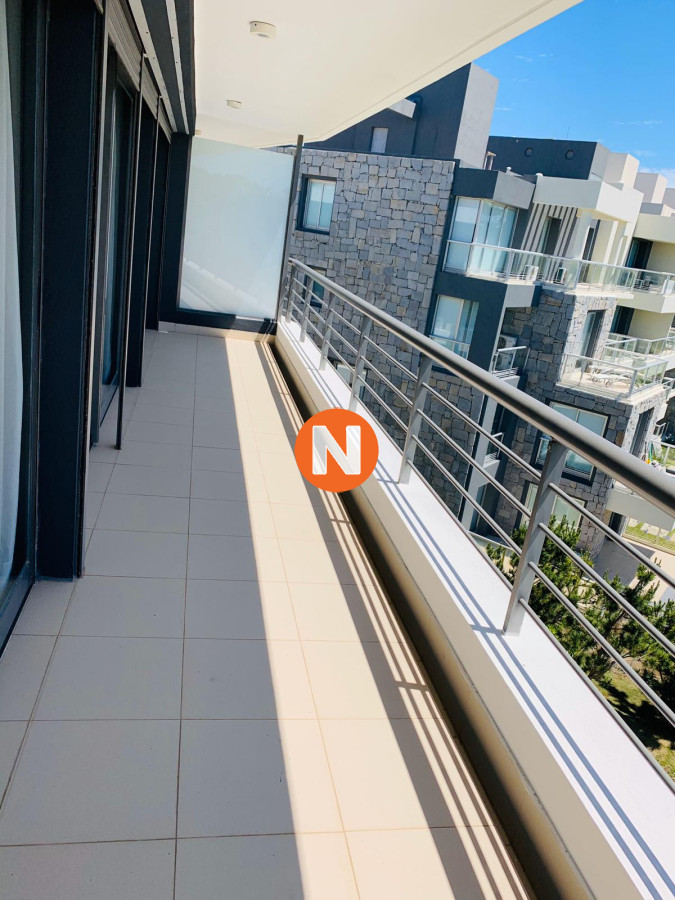 Apartamento Ref.202991 - VENTA DE APARTAMENTO DE 3 DORMITORIOS EN SUITE FRENTE AL MAR EN EDIFICIO BLUE BIRD