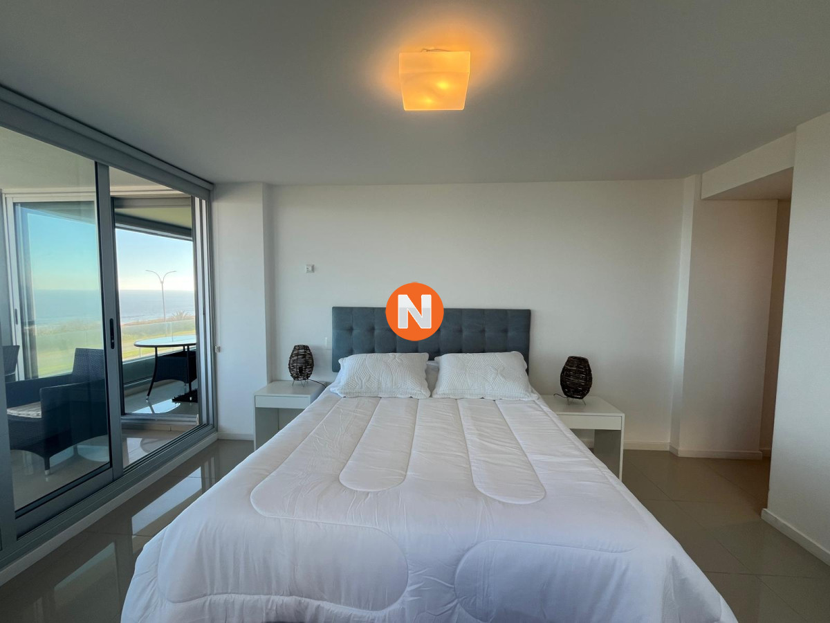 Apartamento Ref.204309 - Amplio departamento en primera fila sobre playa mansa en Pinares