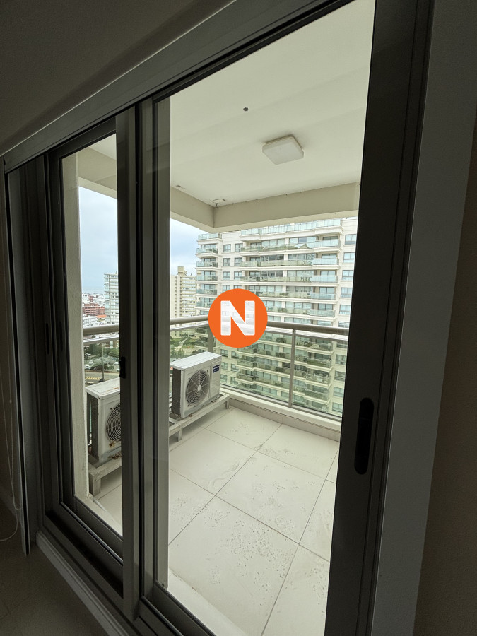 Apartamento Ref.201521 - Espectacular apartamento con vistas panorámicas a la Playa Brava