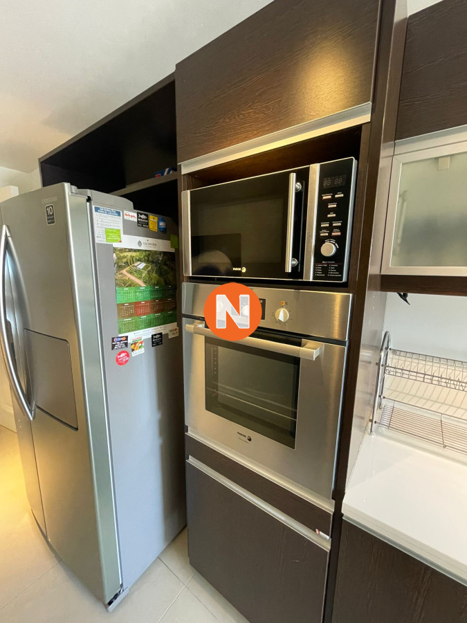 Apartamento Ref.214491 -  Venta y Alquiler apto 3 dormitorios  Primera Linea