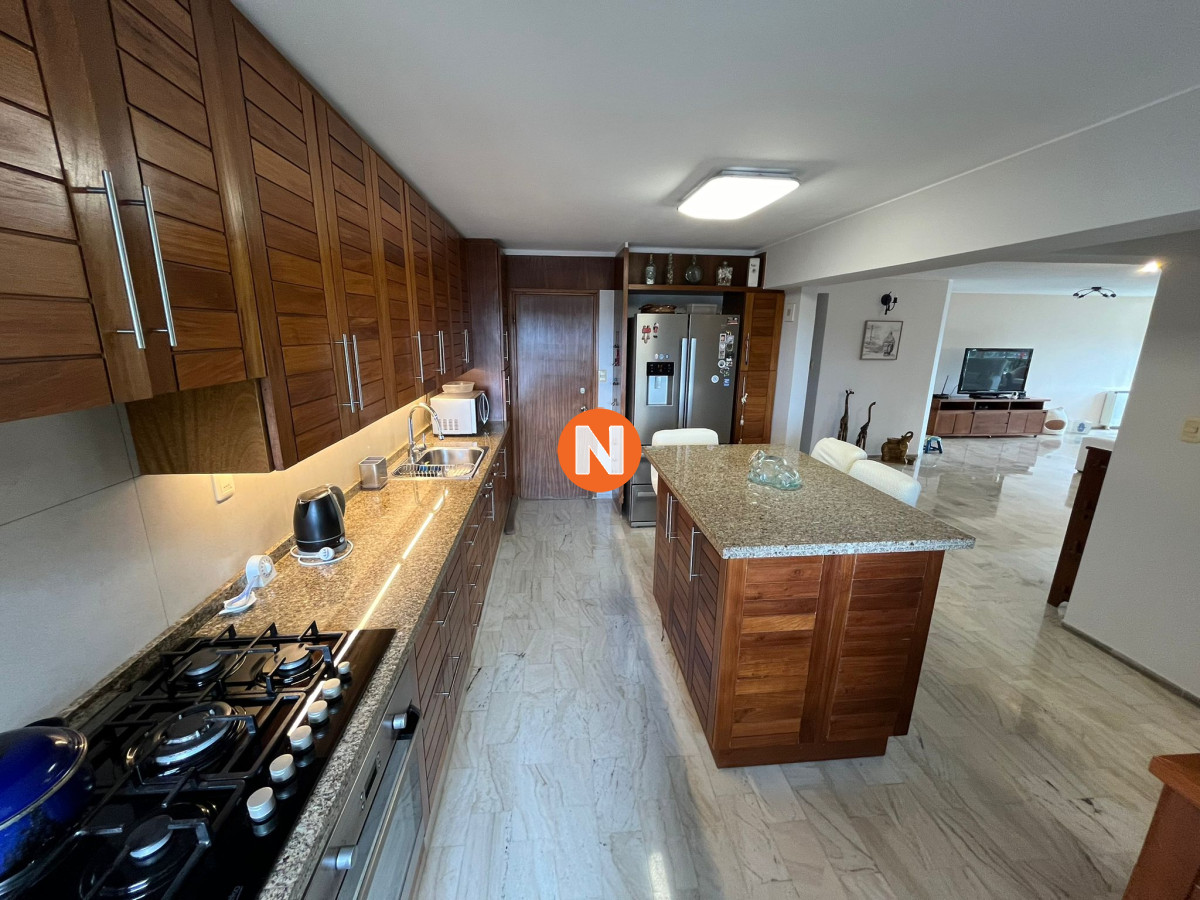 Apartamento Ref.221909 - Apartamento en venta Roosevelt 3 dormitorios
