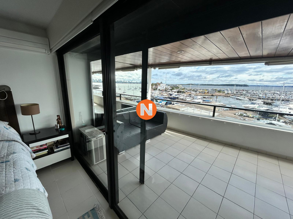 Apartamento Ref.9446 - Apartamento en Venta y Alquiler, Peninsula, Punta del Este, 3 Dormitorios.
