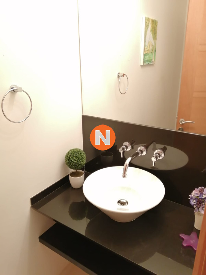 Apartamento Ref.7427 - Apartamento en Venta y Alquiler, Mansa, Punta del Este, 2 Dormitorios.