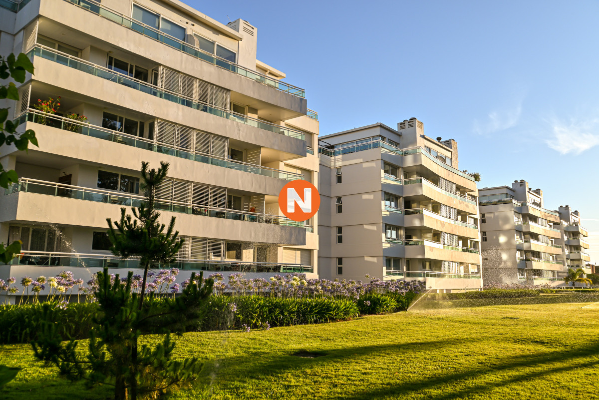 Apartamento Ref.155262 - Apartamento en Venta, Brava, Punta del Este, 3 Dormitorios.