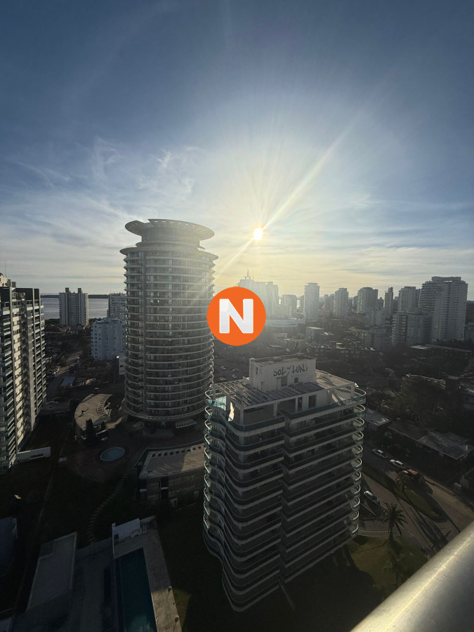 Apartamento Ref.223802 - PENTHOUSE VENTA TORRE DE CATEGORIA