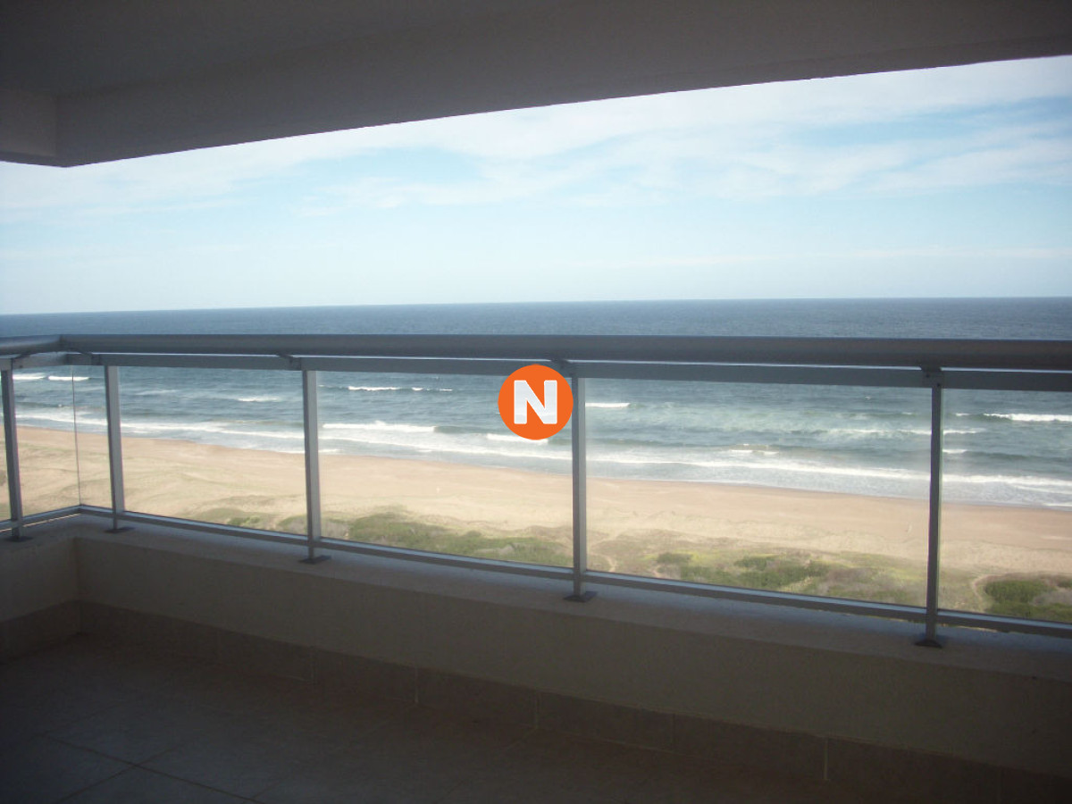 Apartamento Ref.224555 - Increíble apartamento de 3 dormitorios, A la Venta