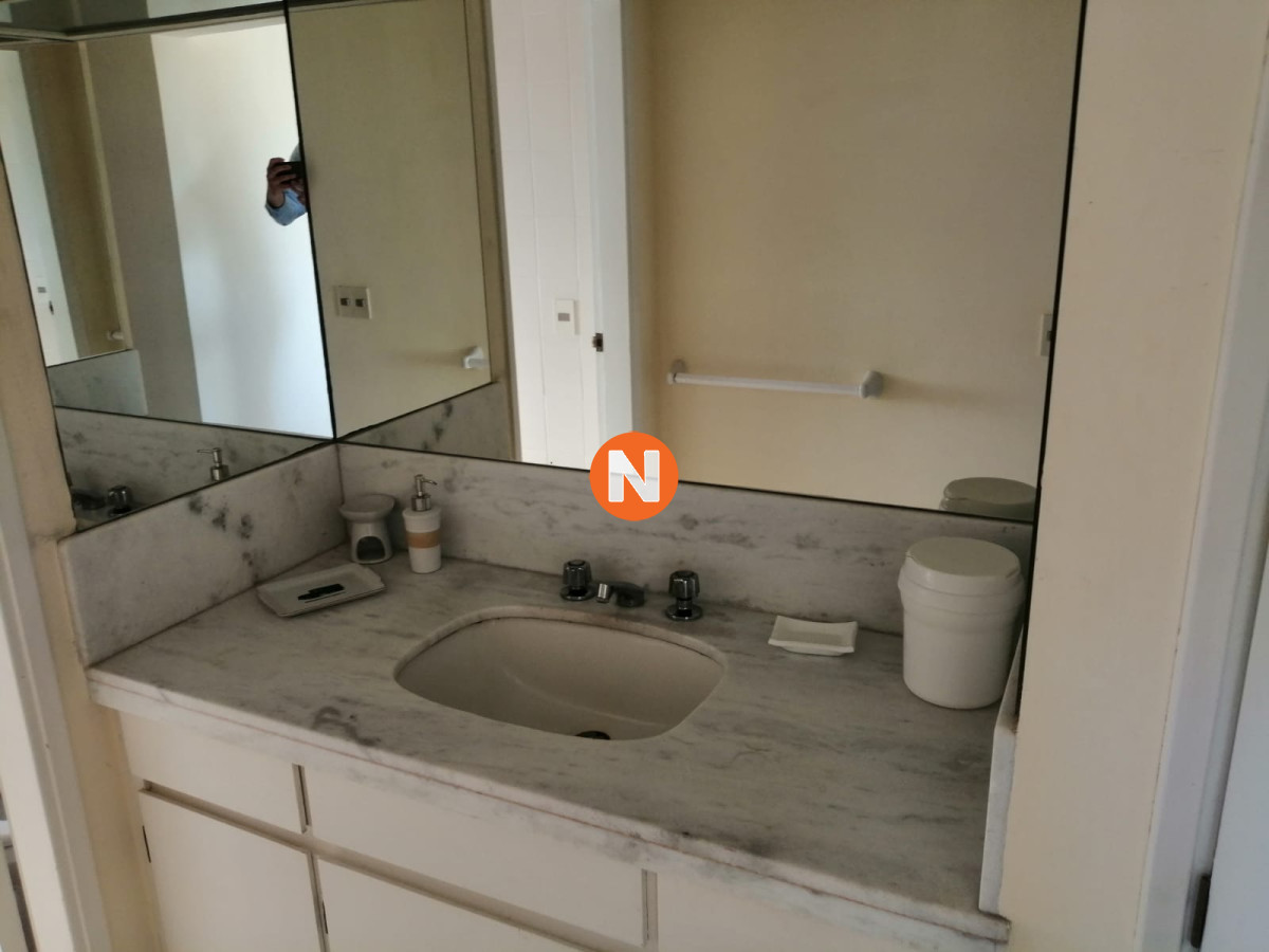 Apartamento Ref.214461 - Apartamento en Venta, 3 dormitorios