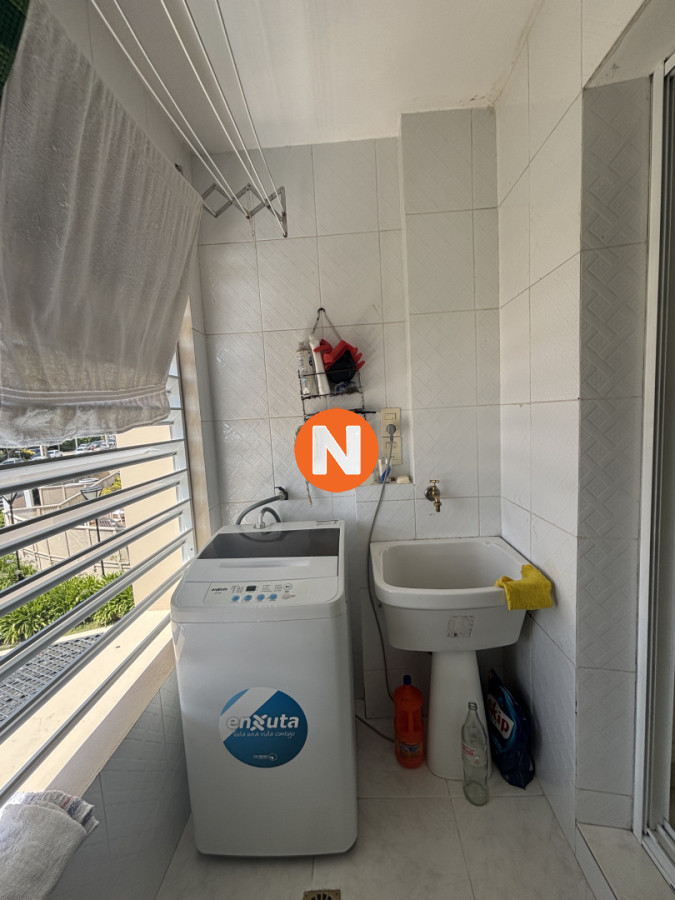 Apartamento Ref.171 - CORAL TOWER VENTA DE APARTAMENTO DE 3 SUITES + DEPENENDECNIA PLAYA MANSA PUNTA DEL ESTE