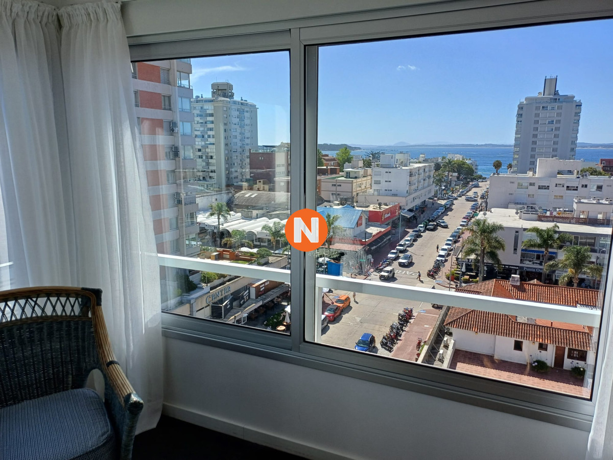 Apartamento Ref.213304 - MUY BUEN DEPARTAMENTO EN LA PENINSULA TOTALMENTE RECICLADO