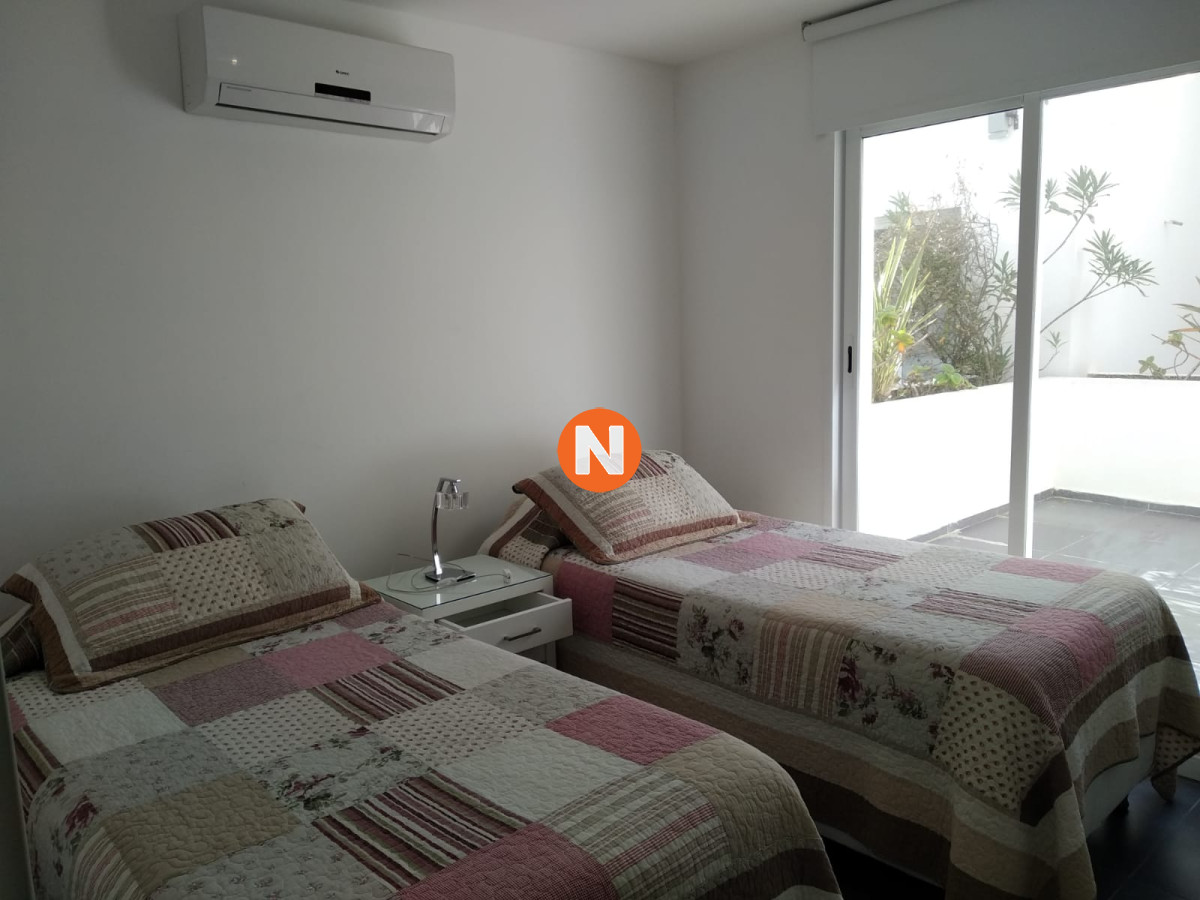 Apartamento Ref.200505 - Apartamento en Venta, Peninsula, Punta del Este, 3 Dormitorios.