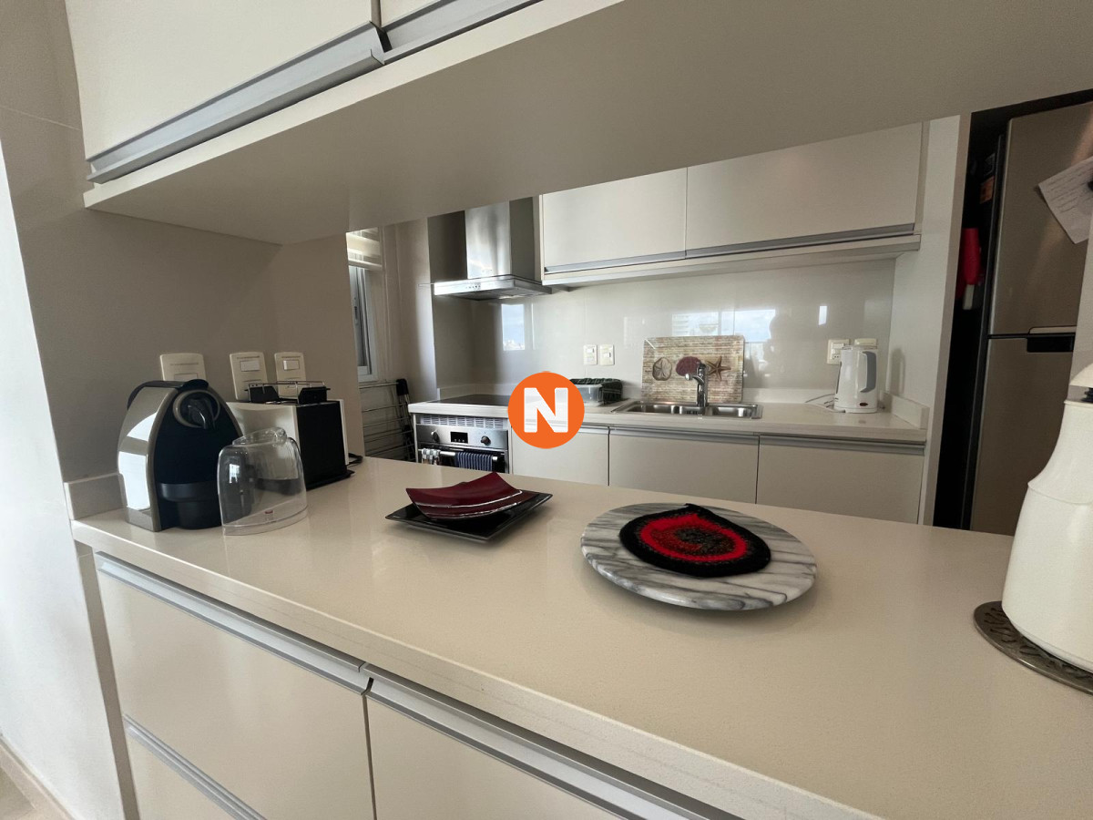 Apartamento Ref.200050 - Apartamento en Venta, Mansa, Punta del Este, 2 Dormitorios.