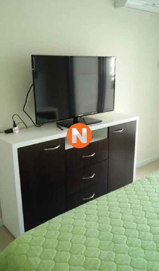 Apartamento Ref.213658 - Apto de 2 dorm en plena península con vista la mar. 
