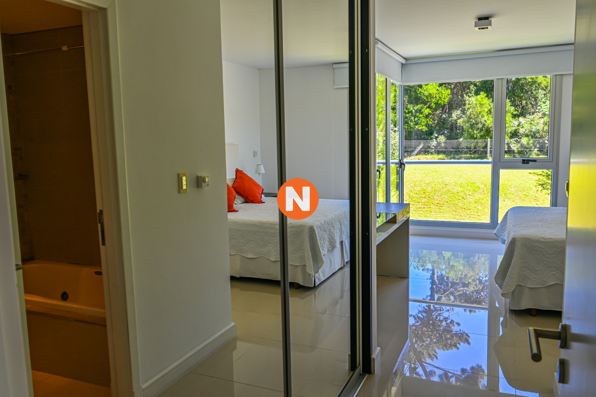 Apartamento Ref.223097 - Apartamento de 3 Dormitorios en Venta en la Brava
