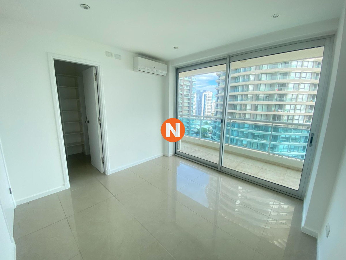 Apartamento Ref.200659 - VENTA DE APARTAMENTO DE 3 DORMITORIOS EN BRAVA PUNTA DEL ESTE 