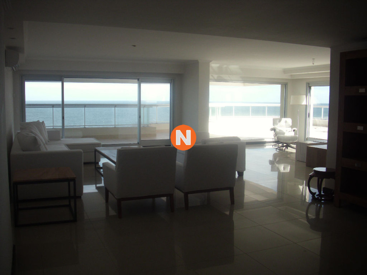 Apartamento Ref.224555 - Increíble apartamento de 3 dormitorios, A la Venta