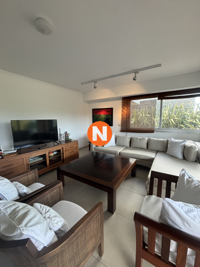 Apartamento Ref.155106 - Apartamento en Venta, , Punta del Este, 2 Dormitorios.
