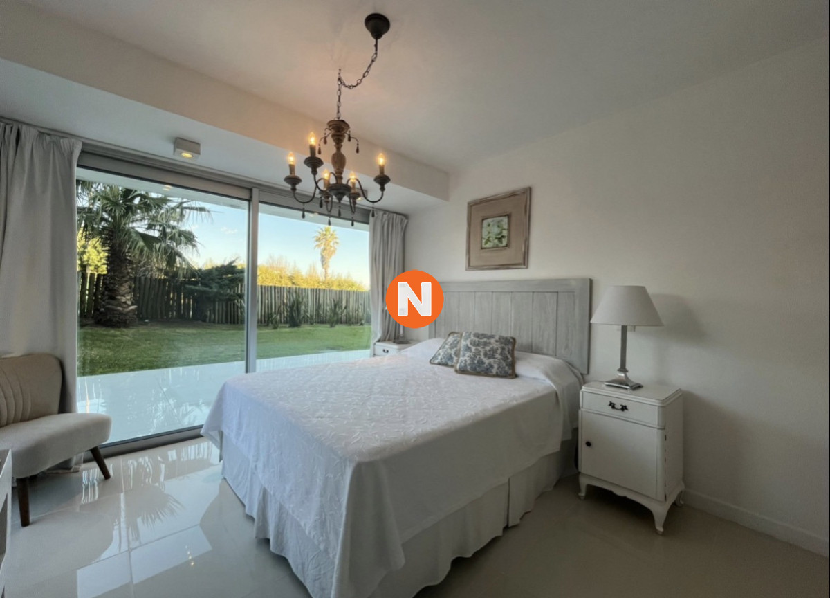 Apartamento Ref.225150 - Apartamento en Venta de 2 dormitorios Bikini