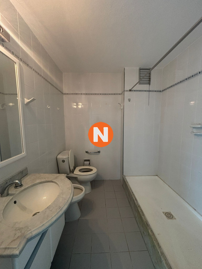 Apartamento Ref.221667 - Apartamento en Venta, 1 dormitorio, Palm Beach