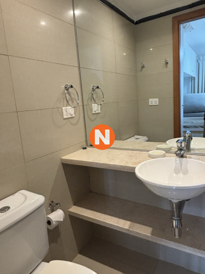 Apartamento Ref.8763 - VENTA DE APARTAMENTO DE 3 SUITES FRENTE AL MAR EN EDIFICIO MARIGOT BRAVA PUNTA DEL ESTE 
