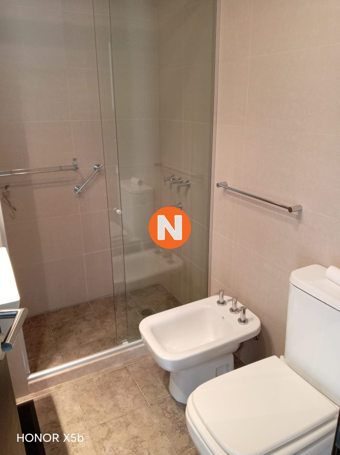 Apartamento Ref.8281 - Apartamento en Venta y Alquiler, Mansa, Punta del Este, 3 Dormitorios.
