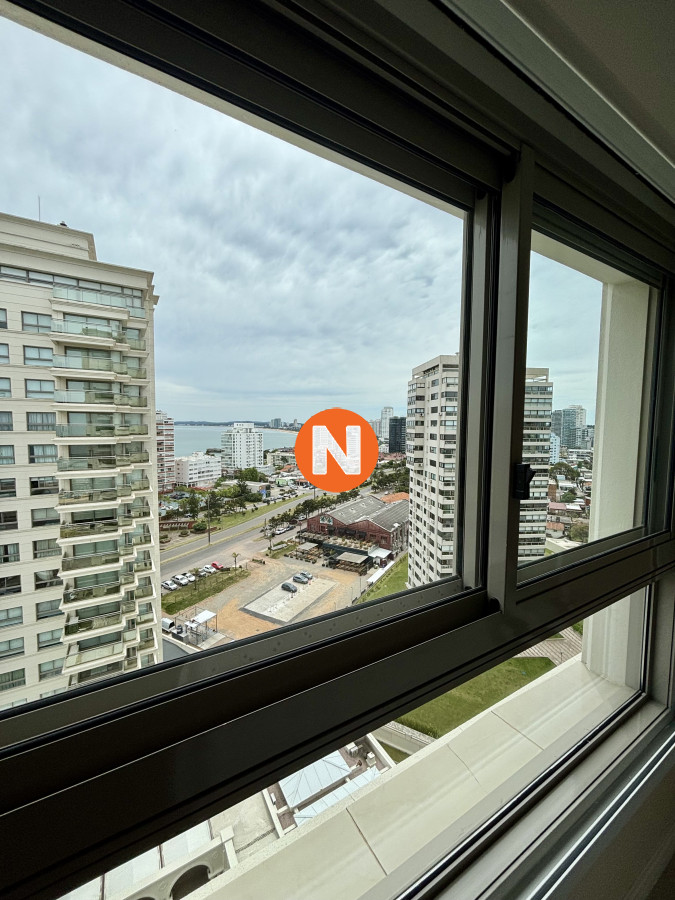 Apartamento Ref.201521 - Espectacular apartamento con vistas panorámicas a la Playa Brava