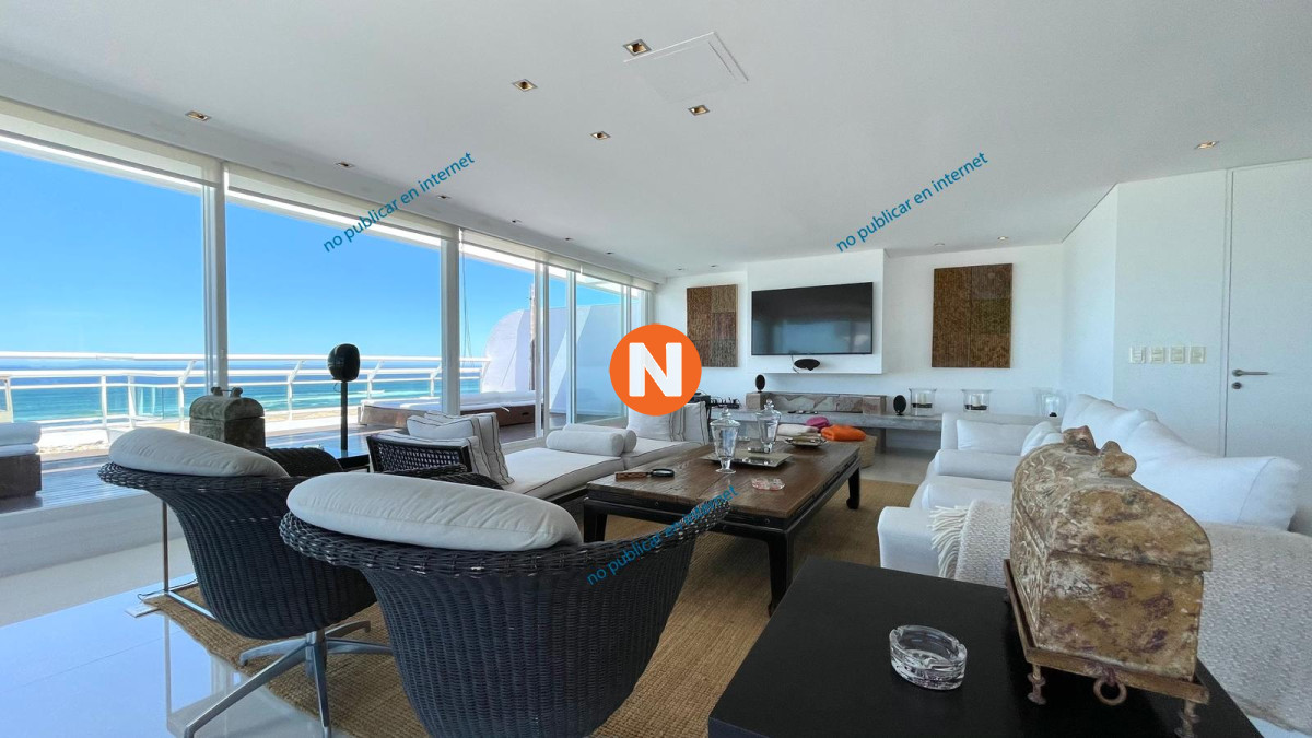 Apartamento Ref.220529 - VENTA DE APARTAMENTO PENTHOUSE DE 4 DORMITORIOS EN EDIFICIO AQUALINA PUNTA DEL ESTE