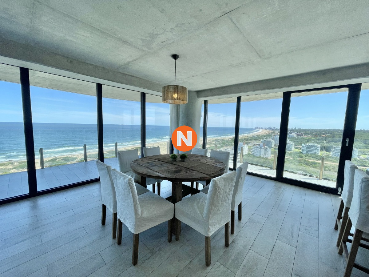 Apartamento Ref.220147 - VENTA DE APARTAMENTO DE 2 DORMITORIOS EN SUITE EN EDIFICIO SURFSIDE PUNTA DEL ESTE