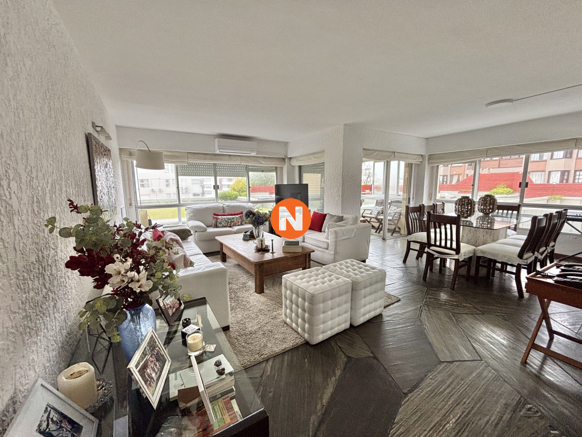 Apartamento Ref.223452 - Apartamento de 2 dormitorios en Península