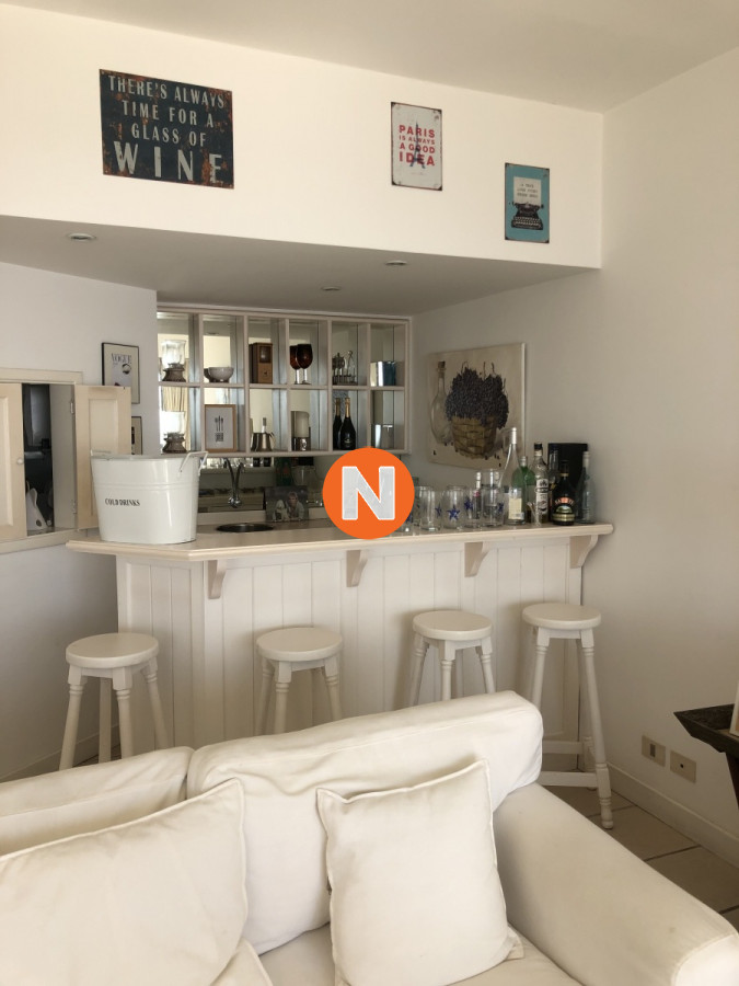 Apartamento Ref.2441 - Apartamento en Venta y Alquiler, Mansa, Punta del Este, 2 Dormitorios.
