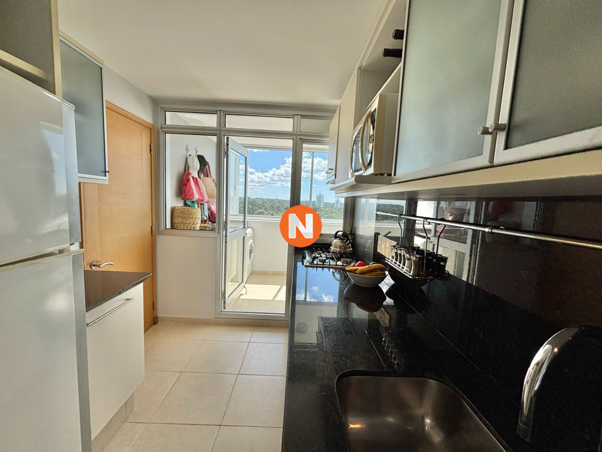 Apartamento Ref.5408 - Apartamento en Alquiler, Mansa, Punta del Este, 3 Dormitorios.