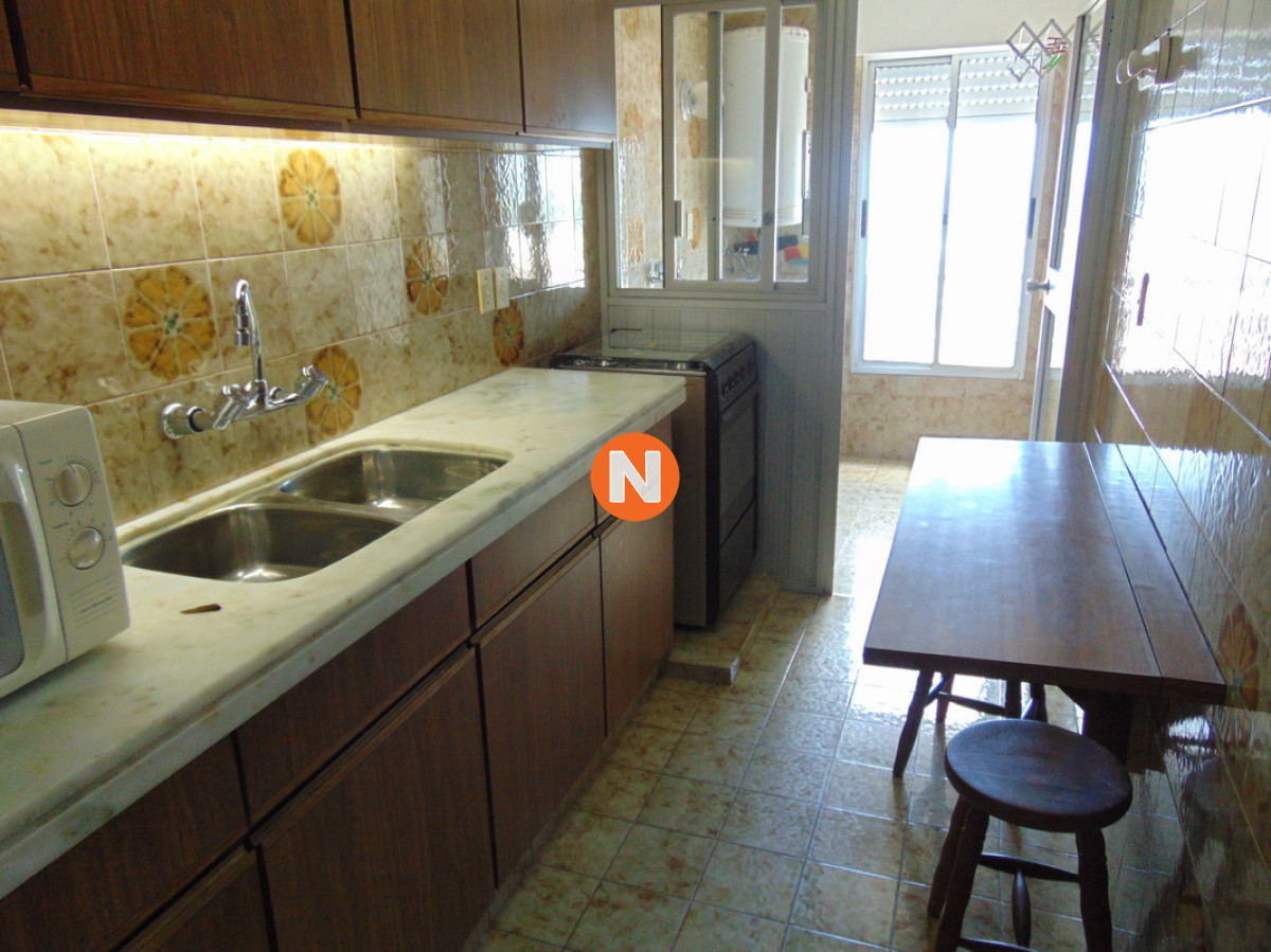 Apartamento Ref.215172 - Oportunidad Apartamento en Venta, 2 dormitorios