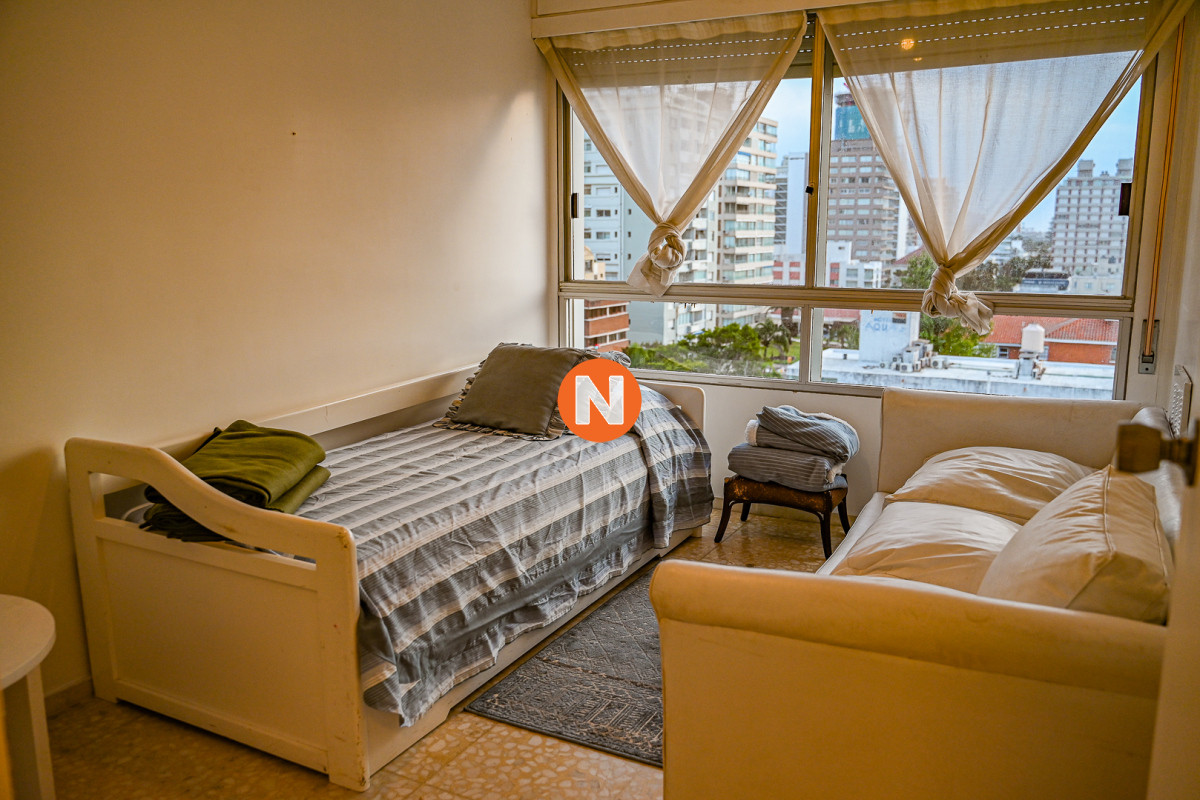 Apartamento Ref.223021 - Hermoso Apartamento en Venta en Zona Puerto