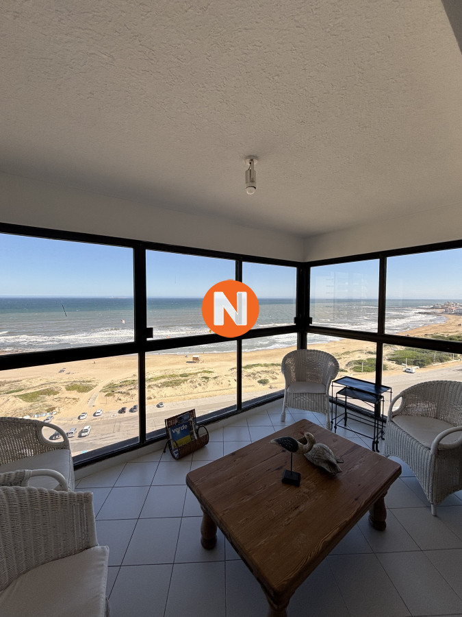 Apartamento Ref.3767 - Apartamento en Venta y Alquiler, Brava, Punta del Este, 2 Dormitorios.