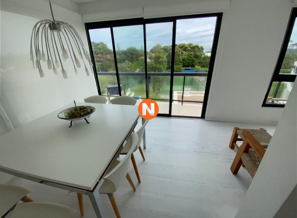 Apartamento Ref.9847 - Apartamento en Venta y Alquiler, Brava, Punta del Este, 3 Dormitorios.